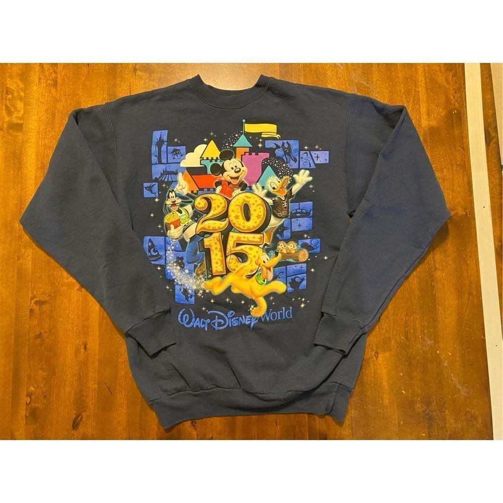 Disney Sweater Mens Small Crewneck Sweatshirt Pullover Crewneck 2015 Disneyland